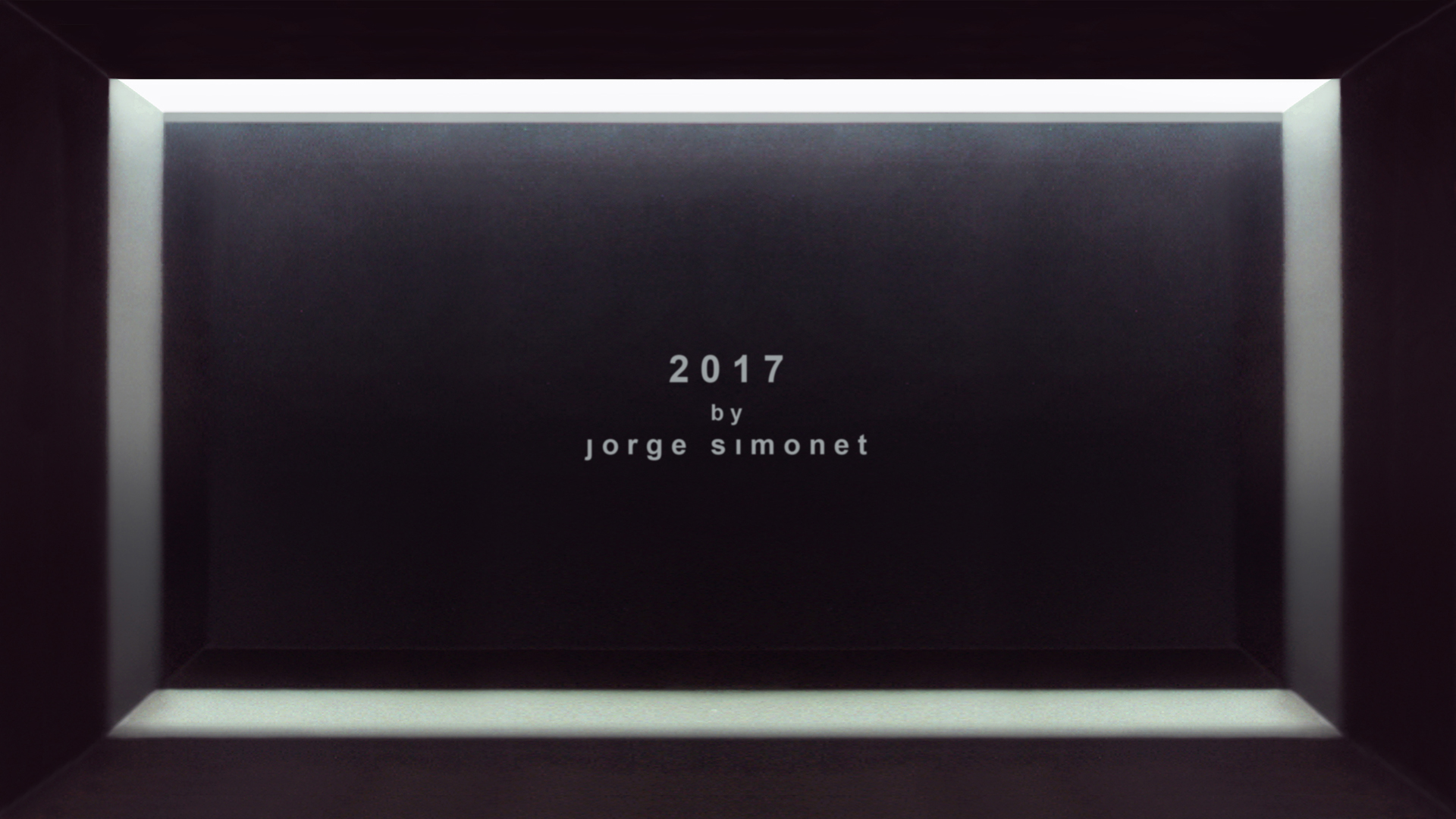 2017 (2017) постер